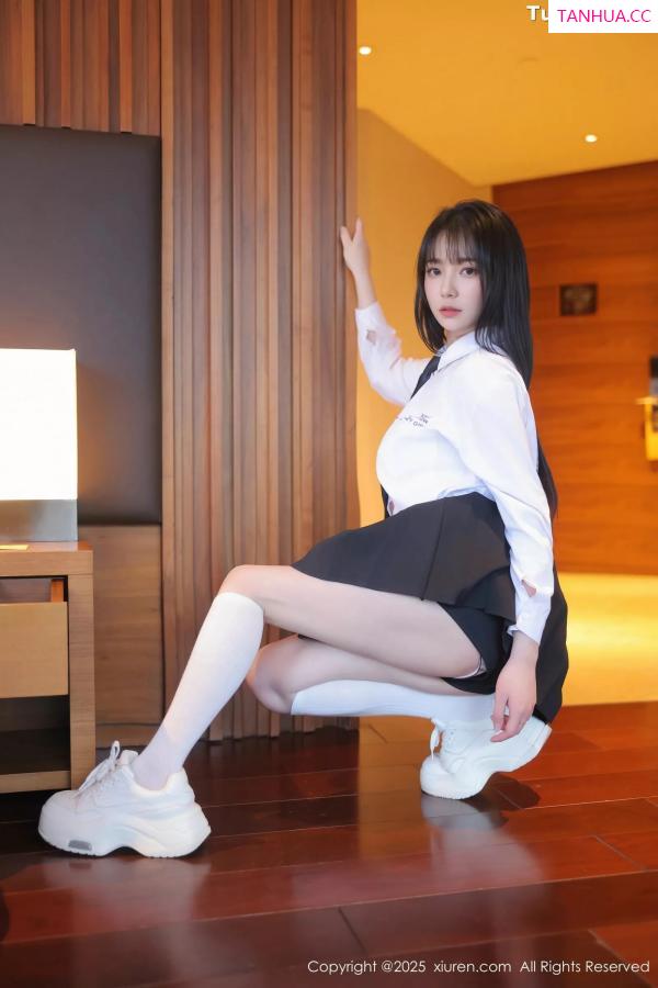   [XiuRen]高清写真图 2025.05.28 No.10335 软情 白色衬衫第4张图片